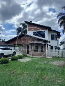Casa de Condomínio com 4 Quartos à venda, 320m² no , Embu-Guaçu