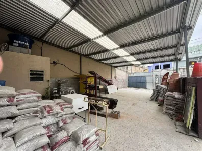 Galpão/Depósito/Armazém para alugar, 219m² no Vila Londrina, São Paulo