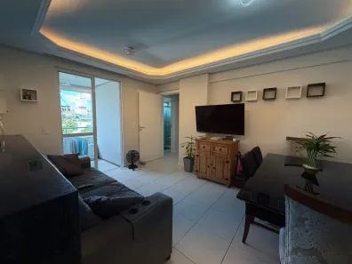 Apartamento com 2 Quartos à venda, 70m² no Barreiros, São José