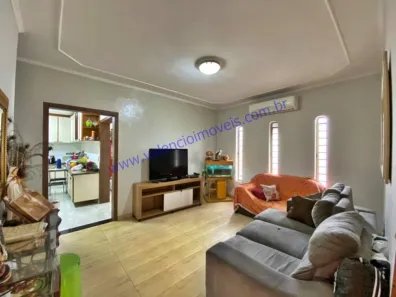 Casa com 3 Quartos à venda, 200m² no Vila Bertini, Americana
