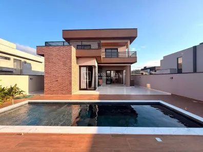 Casa de Condomínio com 4 Quartos à venda, 253m² no Vila Santista, Atibaia
