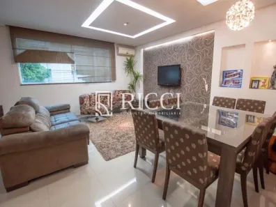 Sobrado com 4 Quartos à venda, 180m² no Campo Grande, Santos