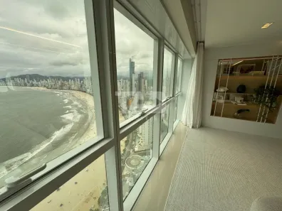 Apartamento com 3 Quartos à venda, 165m² no Pioneiros, Balneário Camboriú