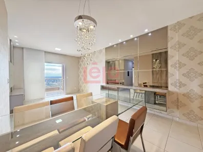 Apartamento com 3 Quartos para alugar, 89m² no Zona 07, Maringá