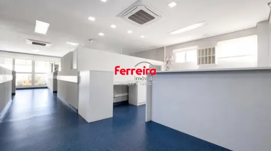 Prédio Comercial para alugar, 1200m² no Azenha, Porto Alegre