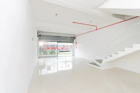 Ponto Comercial para alugar, 116m² no Teresópolis, Porto Alegre