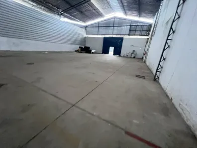 Galpão/Depósito/Armazém para alugar, 900m² no Tabuleiro do Martins, Maceió