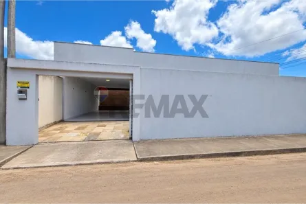 Casa com 2 Quartos para alugar, 140m² no Cajupiranga, Parnamirim