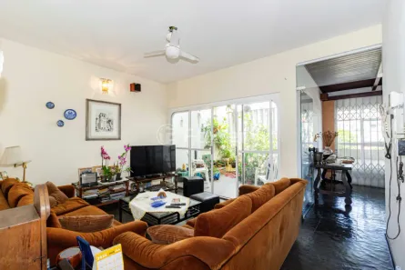 Casa com 4 Quartos à venda, 394m² no Jardim Londrina, São Paulo