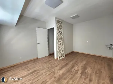 Sala Comercial à venda, 32m² no Santa Lúcia, Vitória