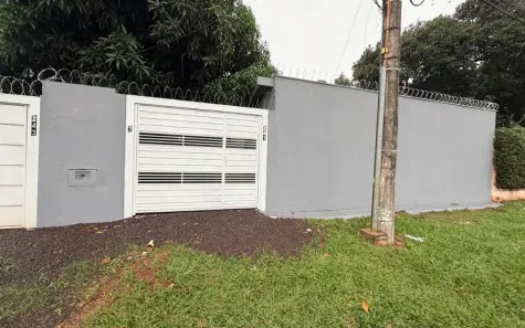 Casa com 1 Quarto para alugar, 10m² no Jardim Tijuca, Campo Grande