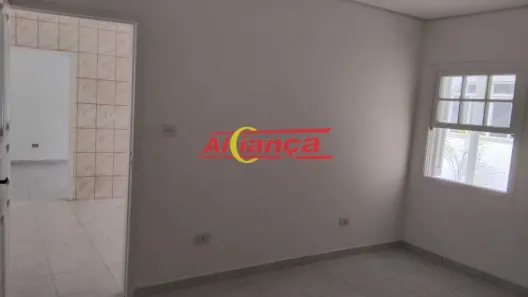 Casa com 1 Quarto para alugar, 50m² no Vila Flórida, Guarulhos