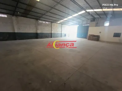 Galpão/Depósito/Armazém para alugar, 256m² no Jardim Presidente Dutra, Guarulhos