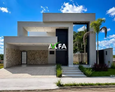 Casa de Condomínio com 3 Quartos à venda, 240m² no Triângulo, Porto Velho