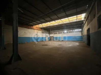 Galpão/Depósito/Armazém para alugar, 250m² no Jardim Caxambu, Piracicaba