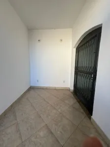 Casa com 2 Quartos para alugar, 129m² no Campo Grande, Rio de Janeiro