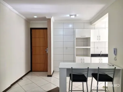 Apartamento com 2 Quartos para alugar, 75m² no Velha, Blumenau