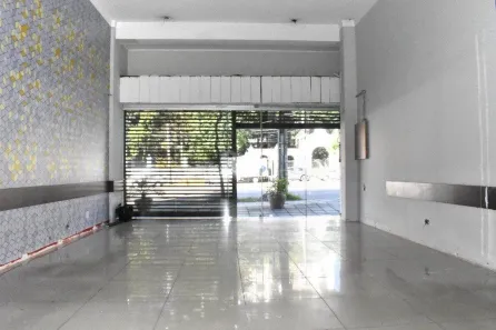 Ponto Comercial à venda, 219m² no Três Figueiras, Porto Alegre