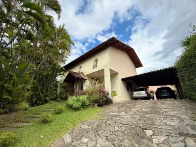 Casa com 5 Quartos à venda, 487m² no São José, Belo Horizonte