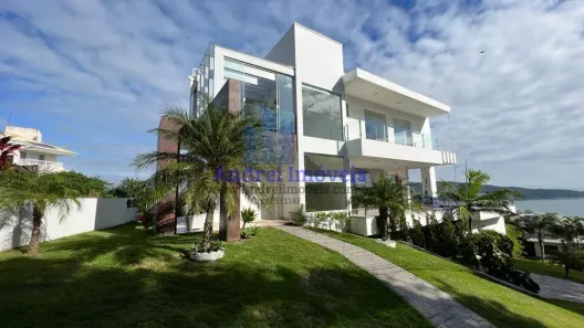 Casa com 4 Quartos à venda, 400m² no , Bombinhas