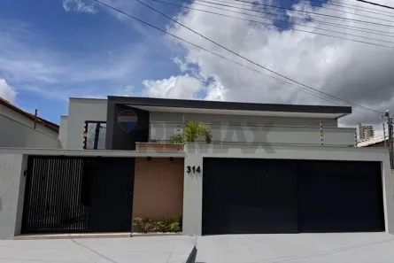 Casa com 3 Quartos à venda, 241m² no Tião Mineiro, Paragominas