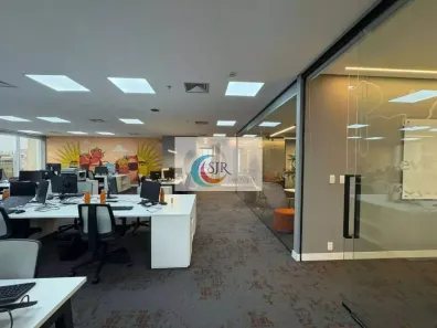 Sala Comercial para alugar, 328m² no Vila Olímpia, São Paulo