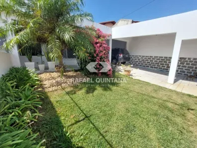 Casa com 3 Quartos à venda, 220m² no Barreiros, São José