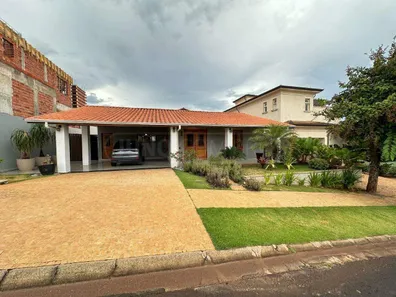 Casa de Condomínio com 4 Quartos para alugar, 340m² no Monte Alegre, Piracicaba