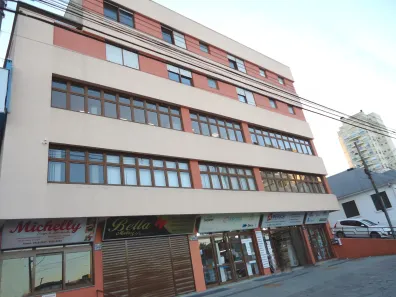 Ponto Comercial para alugar, 95m² no Cristo Redentor, Caxias do Sul