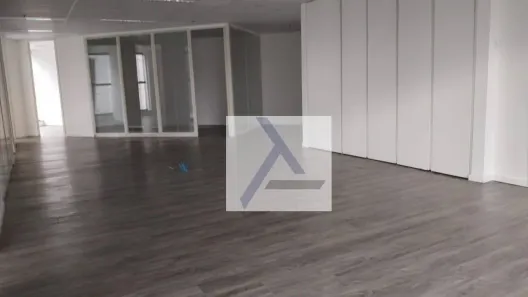 Sala Comercial para alugar, 185m² no Vila Olímpia, São Paulo