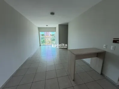 Apartamento com 3 Quartos para alugar, 85m² no Tibery, Uberlândia