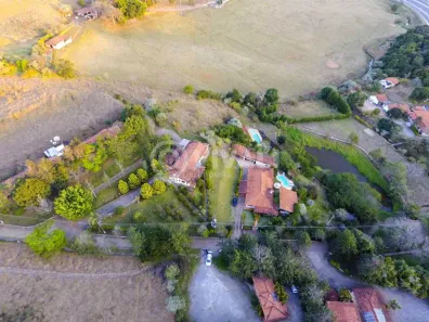 Fazenda/Sítio com 50 Quartos à venda, 4800m² no Bairro da Aparecidinha, Itatiba
