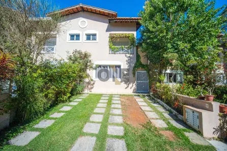 Casa de Condomínio com 3 Quartos à venda, 139m² no Granja Viana, Cotia