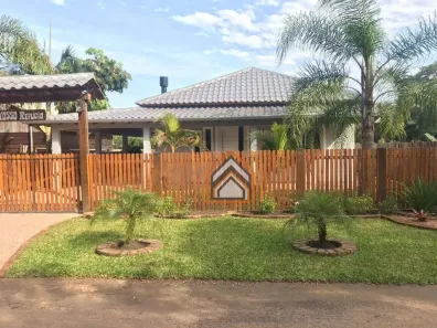 Fazenda/Sítio com 3 Quartos à venda, 340m² no Águas Claras, Viamão