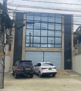 Galpão/Depósito/Armazém à venda, 110m² no Piedade, Rio de Janeiro