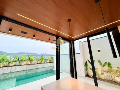Sobrado com 4 Quartos à venda, 250m² no Villas do Jaguari, Santana de Parnaíba