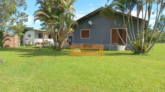 Fazenda/Sítio com 2 Quartos à venda, 180m² no Estância dos Pinheirais, Suzano