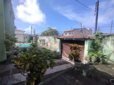 Casa com 5 Quartos à venda, 418m² no Barro Duro, Maceió