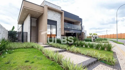 Casa de Condomínio com 4 Quartos à venda, 460m² no Residencial Goiânia Golfe Clube, Goiânia
