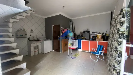 Sobrado com 3 Quartos à venda, 300m² no Jardim Limoeiro, São José dos Campos