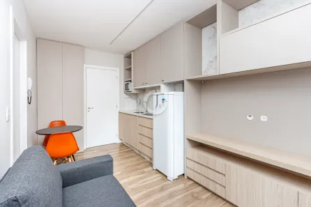 Apartamento com 1 Quarto para alugar, 26m² no Mercês, Curitiba