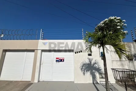Casa com 2 Quartos à venda, 80m² no Parque Havai, Eusébio