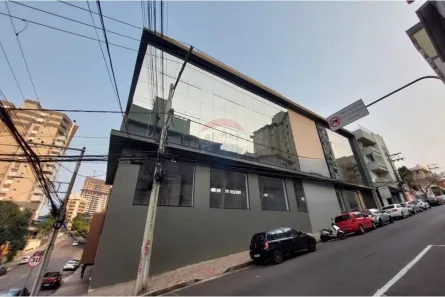 Sala Comercial para alugar, 280m² no Centro, Passo Fundo
