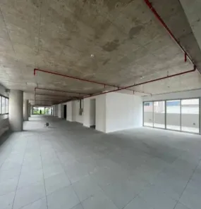 Ponto Comercial para alugar, 900m² no Pinheiros, São Paulo