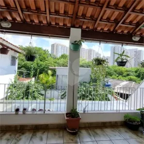 Casa com 2 Quartos para alugar, 160m² no Jardim Regina, São Paulo