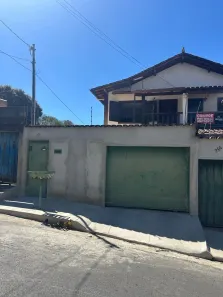 Casa com 3 Quartos para alugar, 220m² no Coqueiros, Belo Horizonte