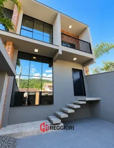 Sobrado com 3 Quartos à venda, 167m² no Ressacada, Itajaí