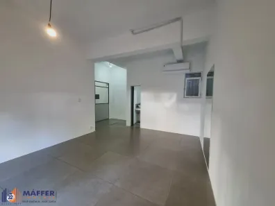 Ponto Comercial à venda, 40m² no Santana, Porto Alegre
