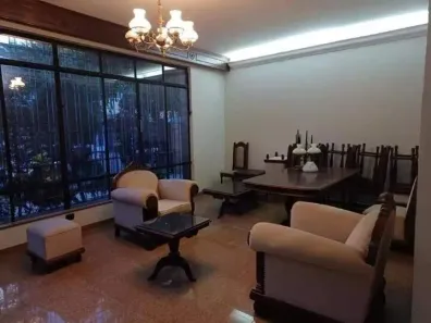 Casa com 6 Quartos para alugar, 450m² no Gonzaga, Santos