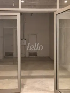 Sala Comercial para alugar, 50m² no Vila Romana, São Paulo